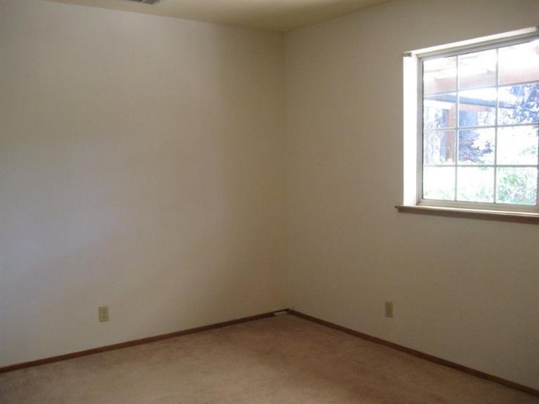 2409 Rainbow Road Mariposa, CA 95338 - Photo 20 of 35 Gallery Image 20