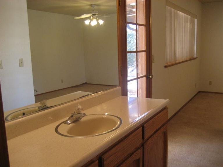 2409 Rainbow Road Mariposa, CA 95338 - Photo 28 of 35 Gallery Image 28