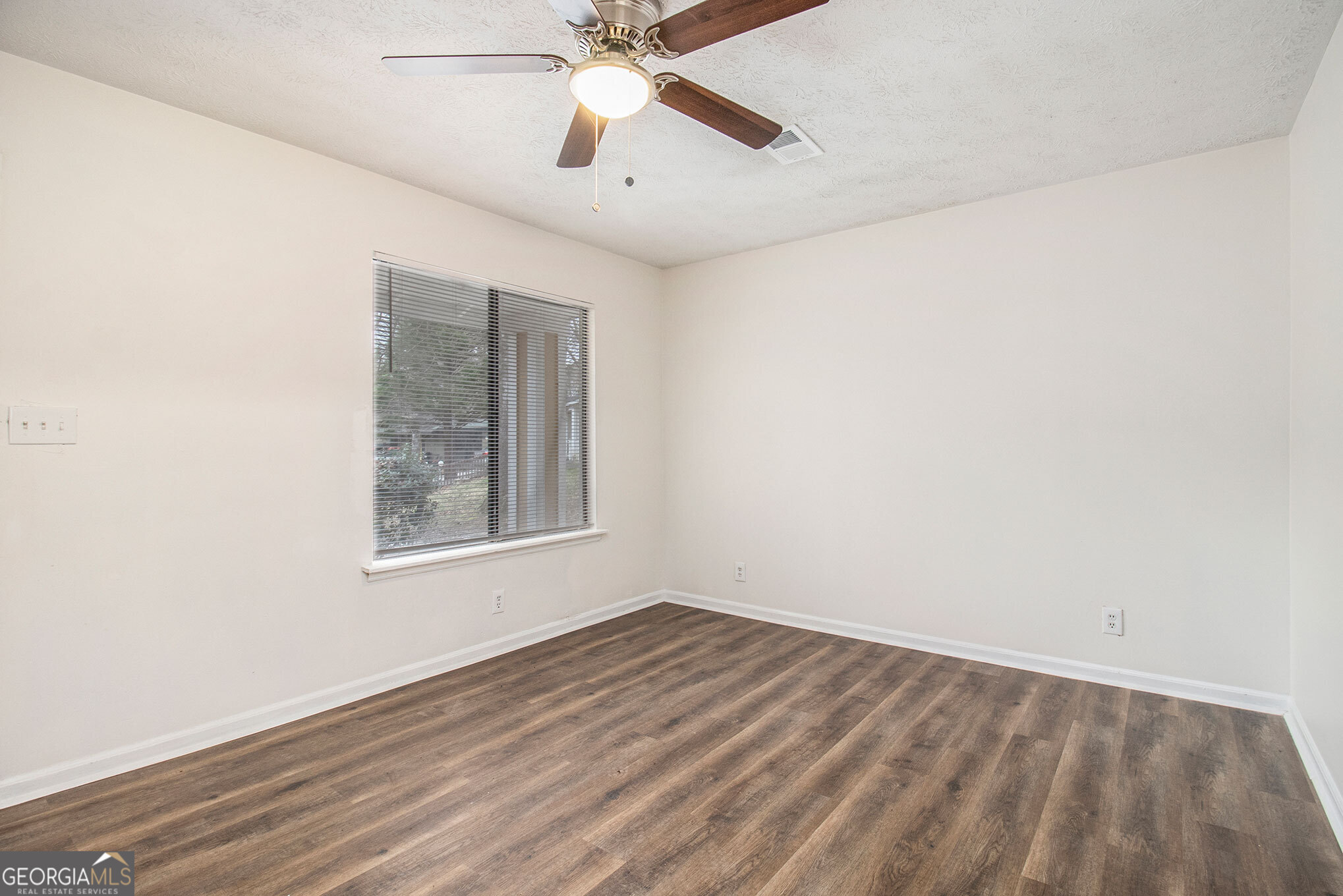 4066 Marble Arch Court Decatur, GA 30035 - Photo 5 of 21