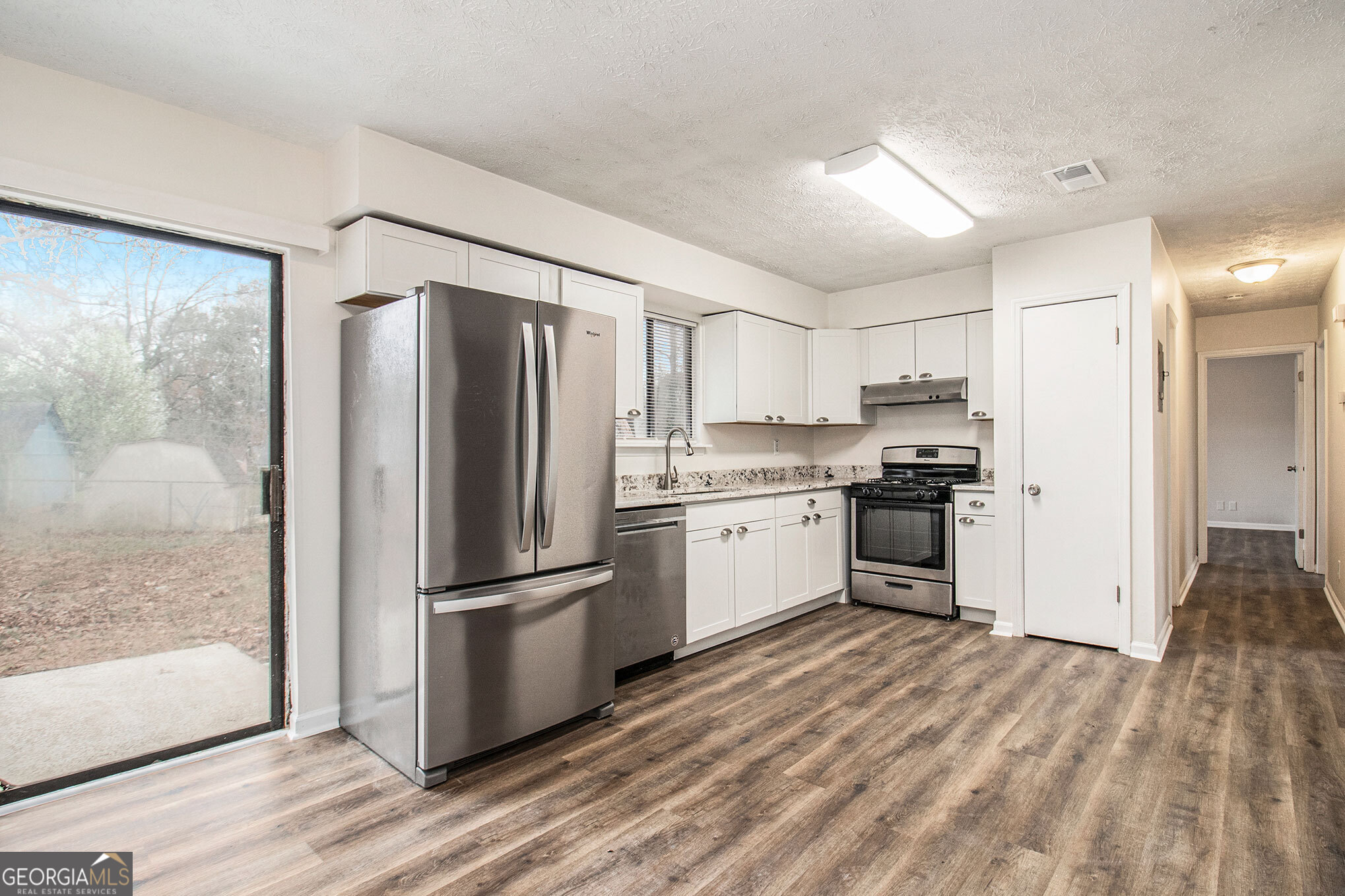 4066 Marble Arch Court Decatur, GA 30035 - Photo 6 of 21