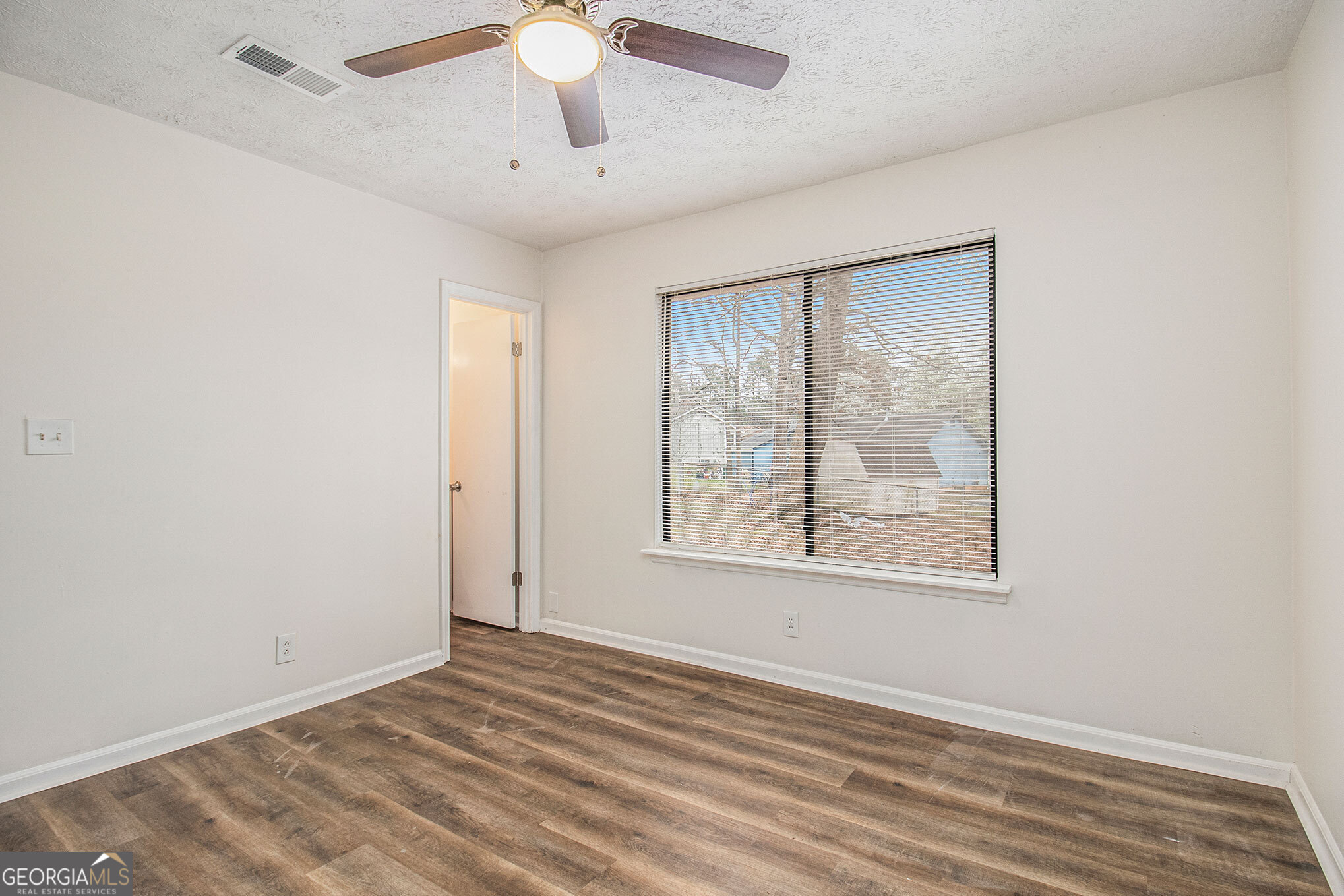 4066 Marble Arch Court Decatur, GA 30035 - Photo 9 of 21