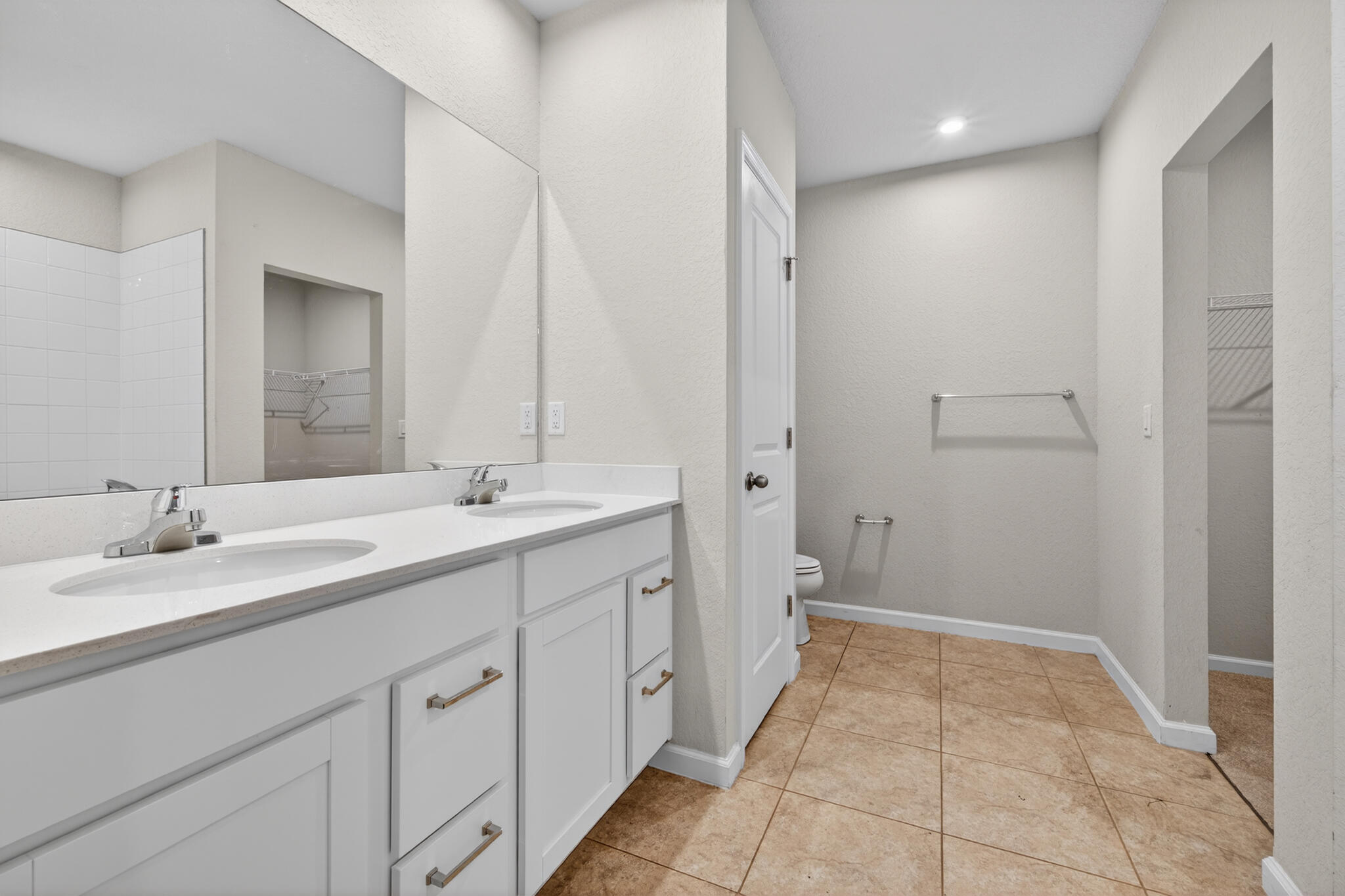 136 Dabou Loop Belle Glade, FL 33430 - Photo 13 of 17 13