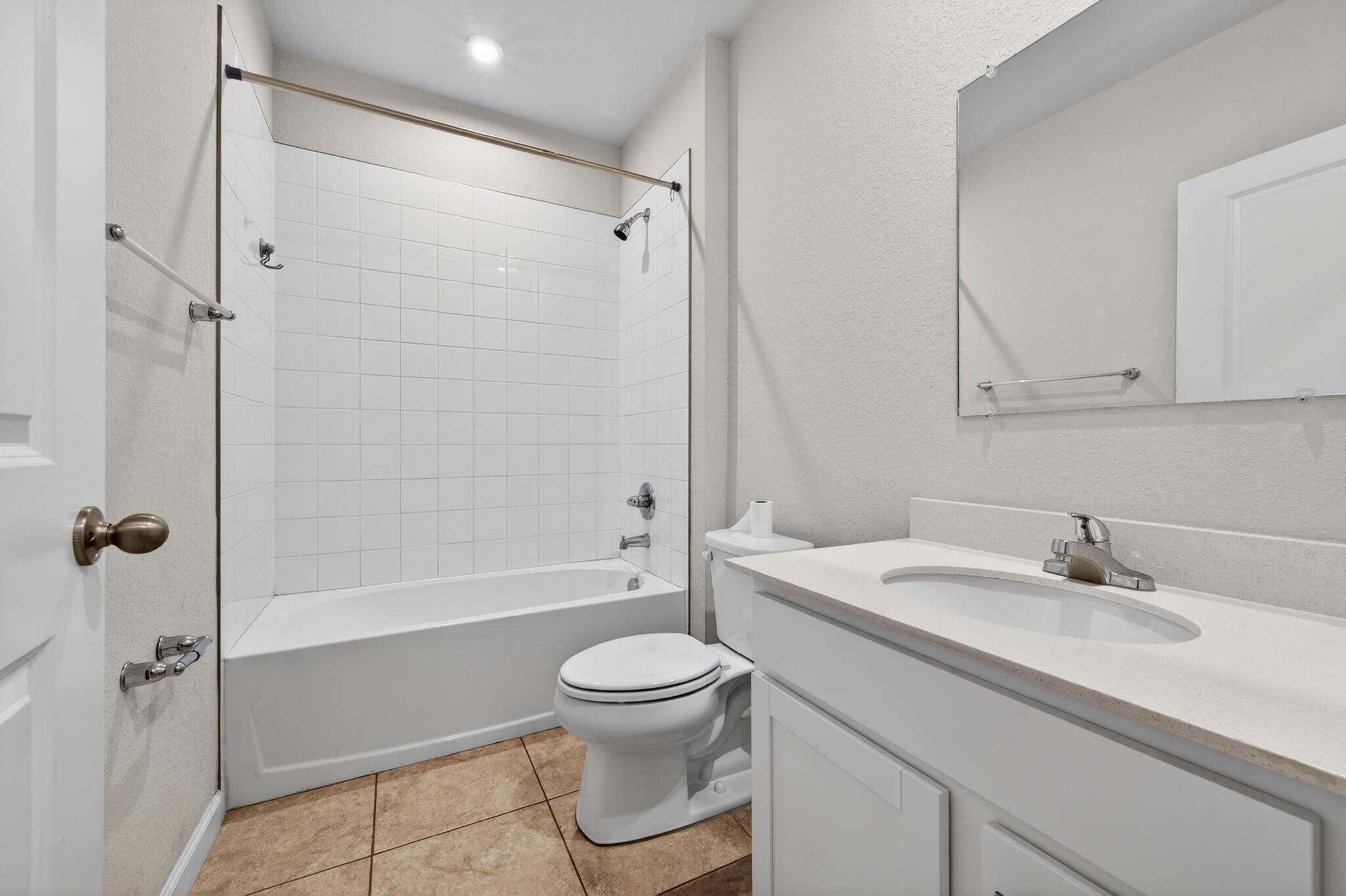 136 Dabou Loop Belle Glade, FL 33430 - Photo 9 of 17 9