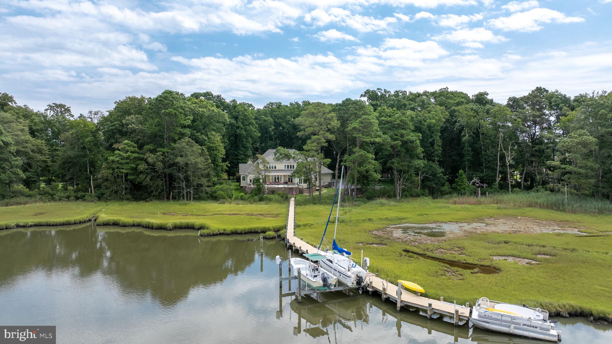6513 Hampton Road Berlin, MD 21811 - Photo 122 of 129 20k lb boat lift system with Sheltered dockage