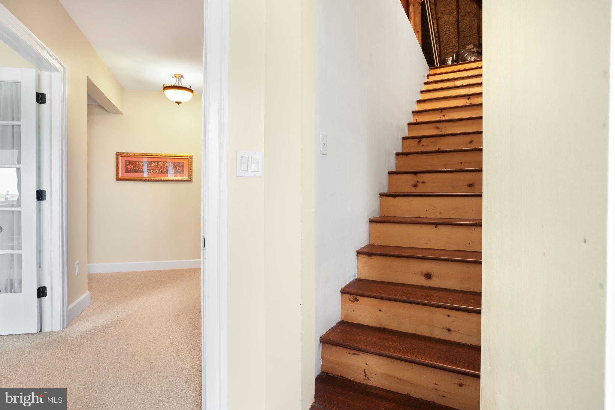 6513 Hampton Road Berlin, MD 21811 - Photo 98 of 129 Stairway to attic area