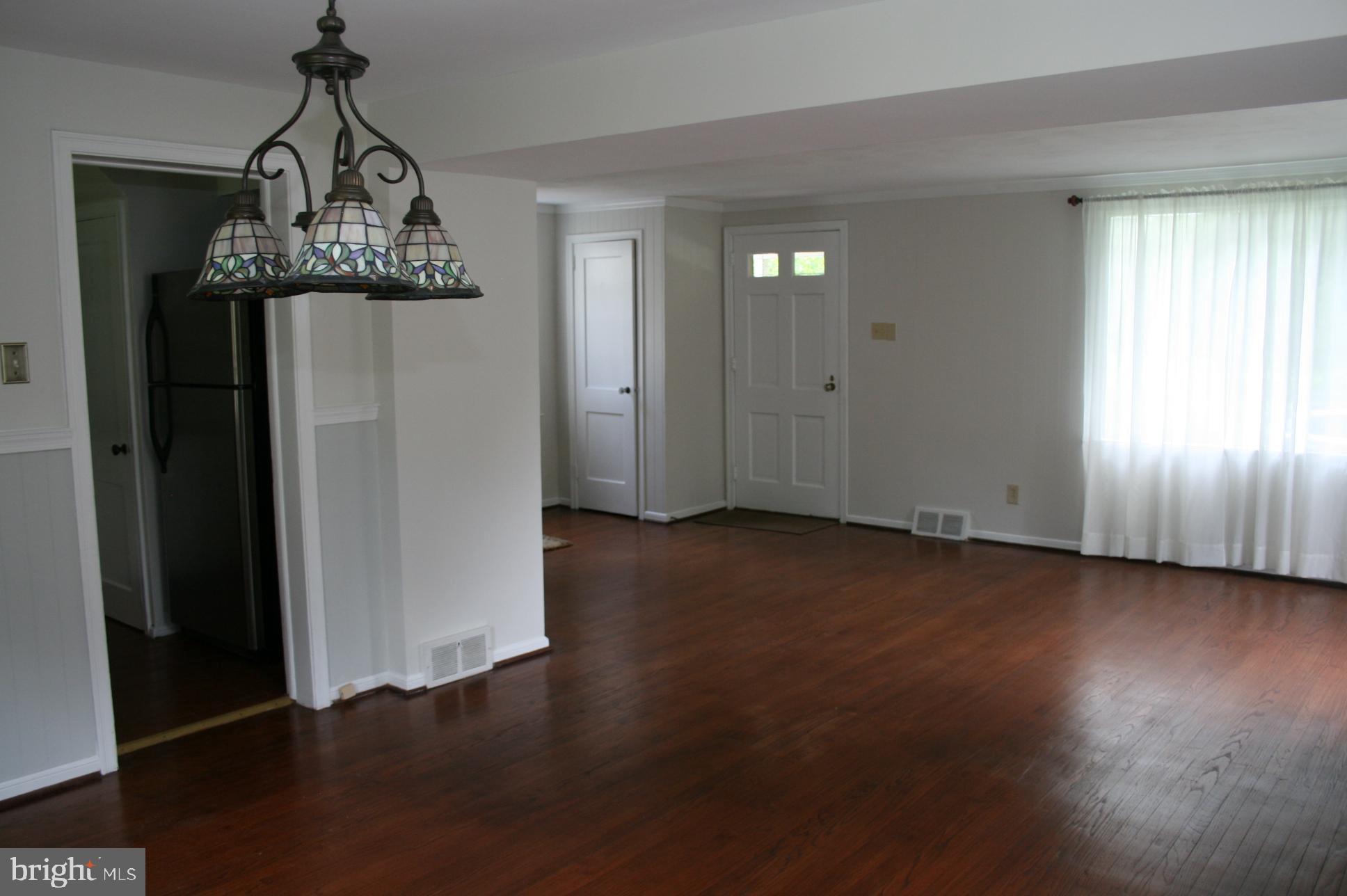 111 Paper Mill Road Oreland, PA 19075 - Photo 4 of 25 Gallery Image 4