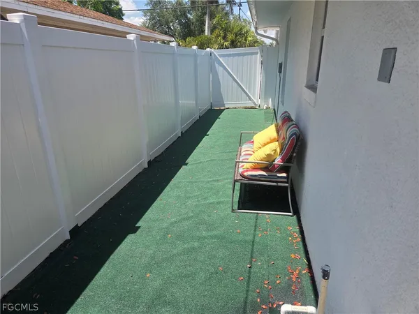 $475,000 | 2156 Edison Avenue, Fort Myers, FL 33901