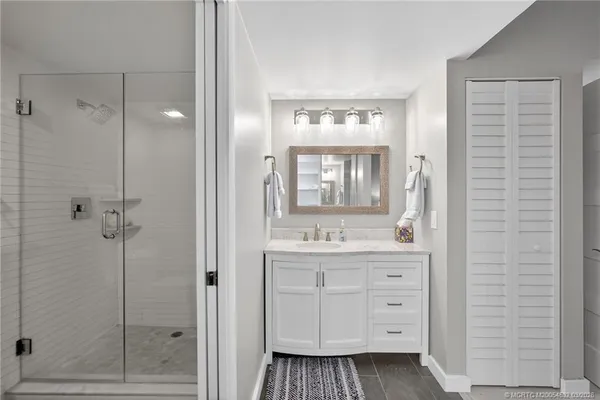 $599,000 | 901 Seafarer Circle, Unit 504, Jupiter, FL 33477