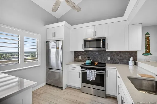 $599,000 | 901 Seafarer Circle, Unit 504, Jupiter, FL 33477