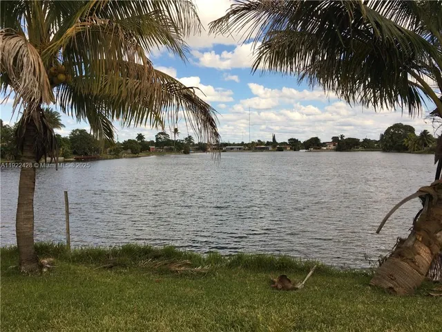 a view of yard from deck
