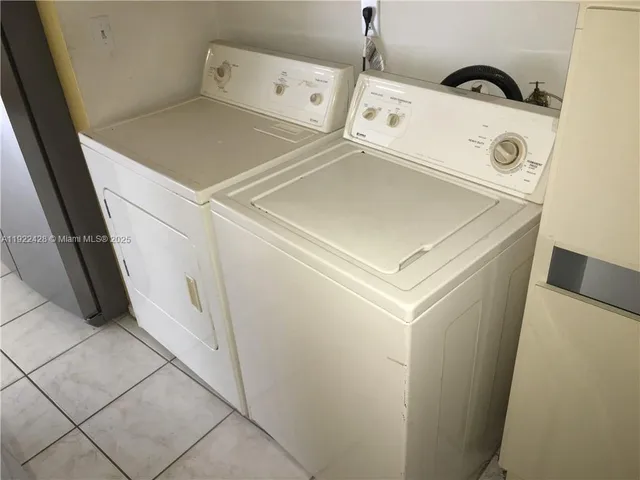 $3,000 | 3705 Southwest 68th Avenue, Miramar, FL 33023