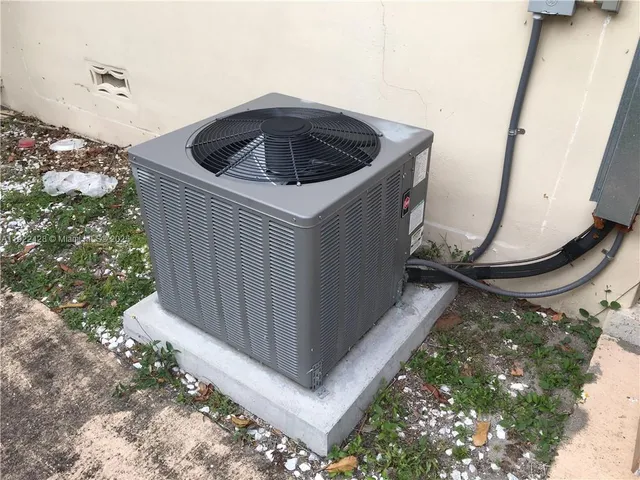 $3,000 | 3705 Southwest 68th Avenue, Miramar, FL 33023