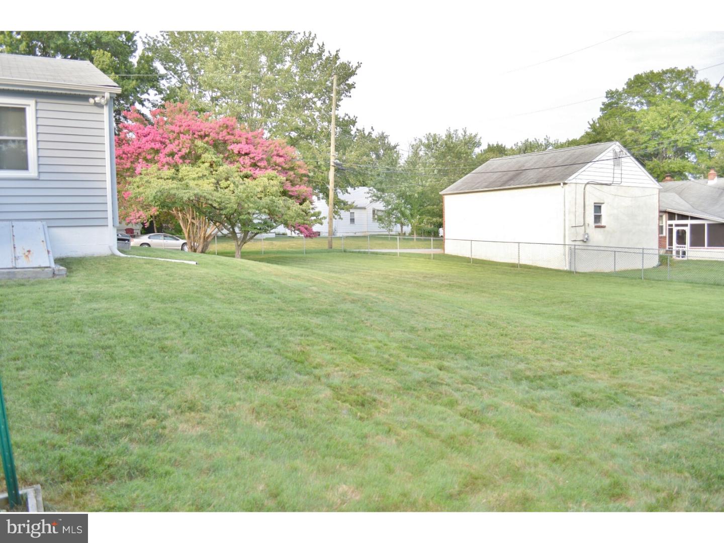 910 Aldon Road Claymont, DE 19703 - Photo 14 of 16 Side Yard