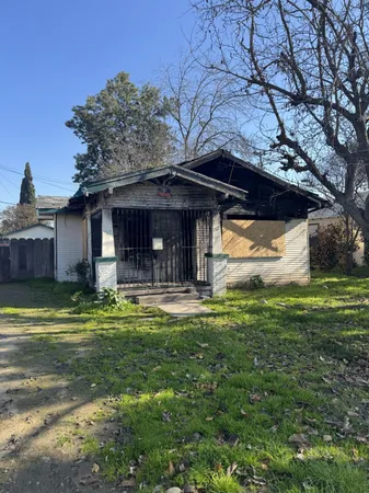 $109,000 | 1512 North Pacific Avenue, Fresno, CA 93728
