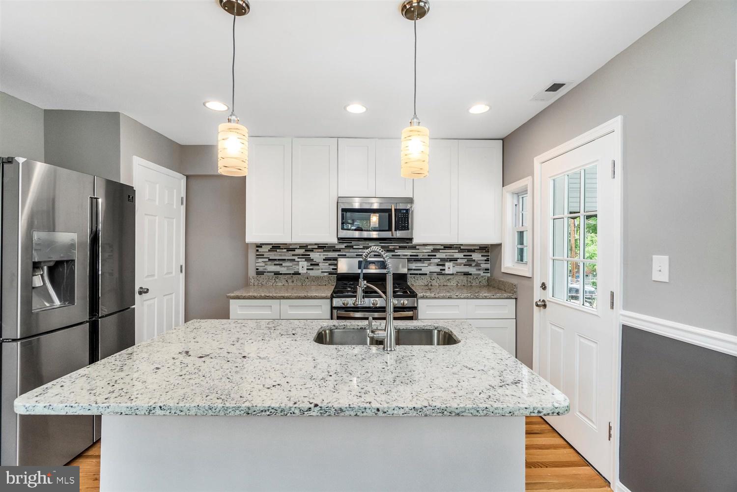 5425 Radecke Avenue Baltimore, MD 21206 - Photo 12 of 25 Gallery Image 12