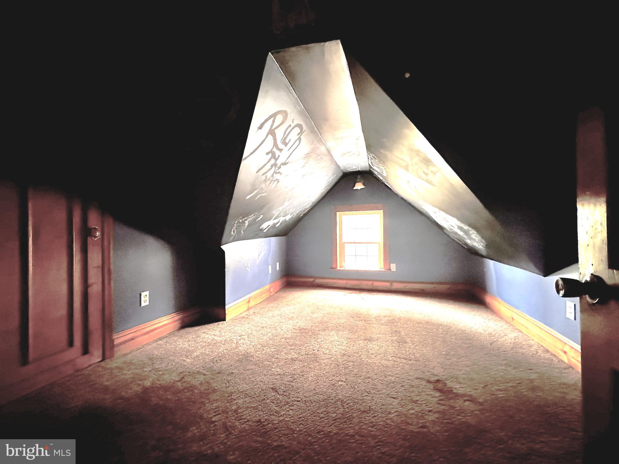 210 Old Line Road Goldsboro, MD 21636 - Photo 23 of 27 a view of a livingroom with a fireplace