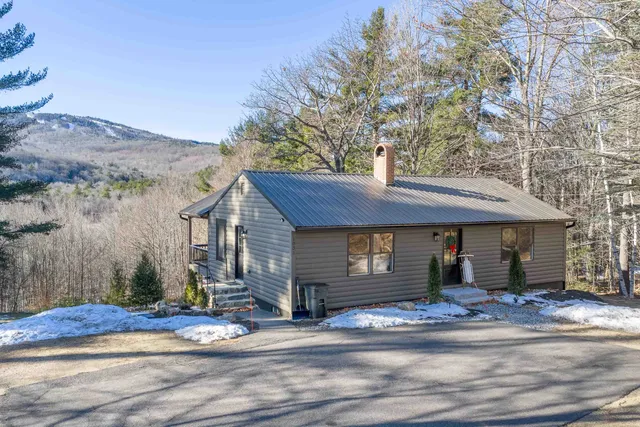 $599,000 | 1031 Cherry Valley Road, Gilford, NH 03249