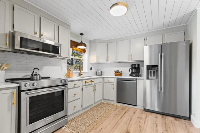 $599,000 | 1031 Cherry Valley Road, Gilford, NH 03249