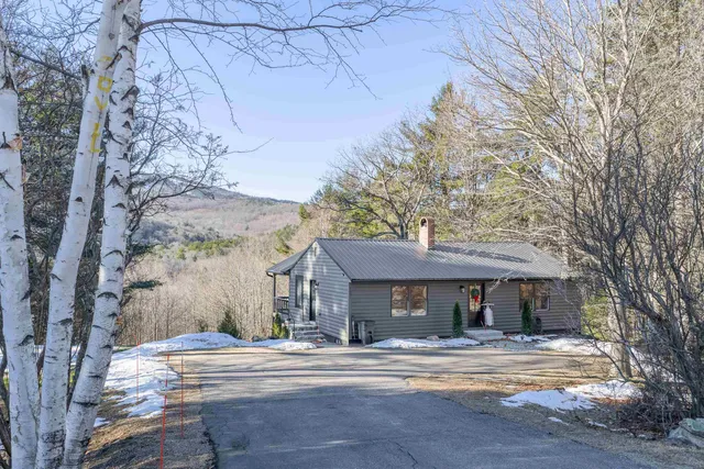 $599,000 | 1031 Cherry Valley Road, Gilford, NH 03249
