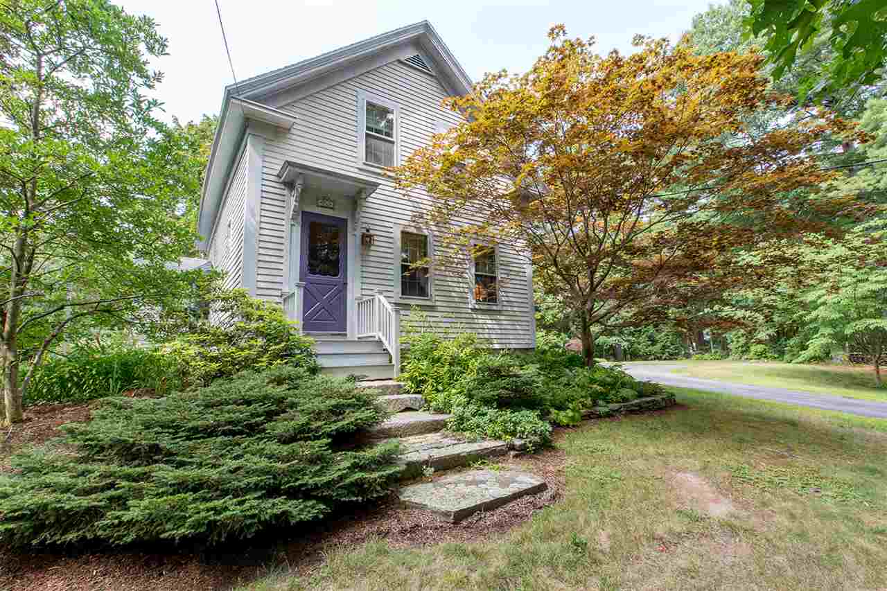 86 Newfields Road Exeter, NH 03833 - Photo 1 of 39