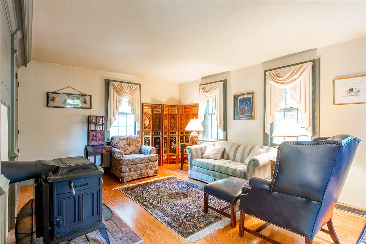 86 Newfields Road Exeter, NH 03833 - Photo 19 of 39