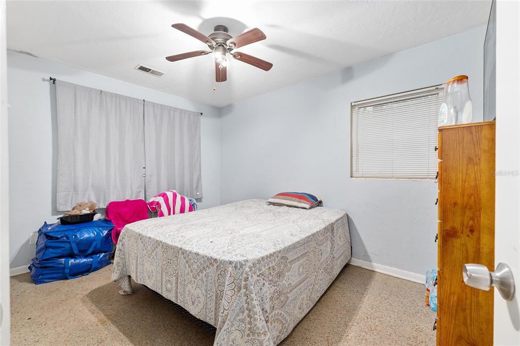 305 Northwest 34th Street Gainesville, FL 32607 - Photo 15 of 43 Gallery Image 15