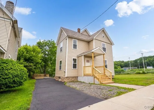 $216,000 | 21 Frederick Street, German Flatts, NY 13357
