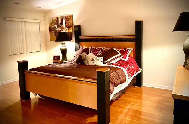 a view of a walk in closet