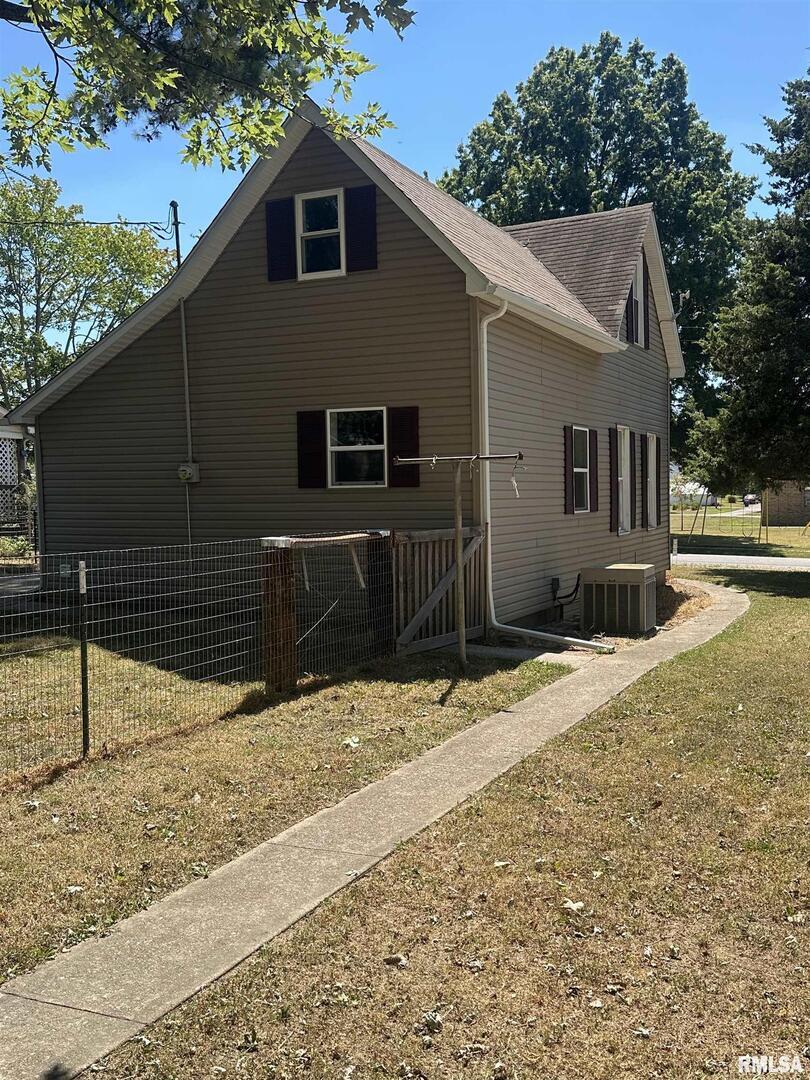 310 East Almond Street Percy, IL 62272 - Photo 3 of 24