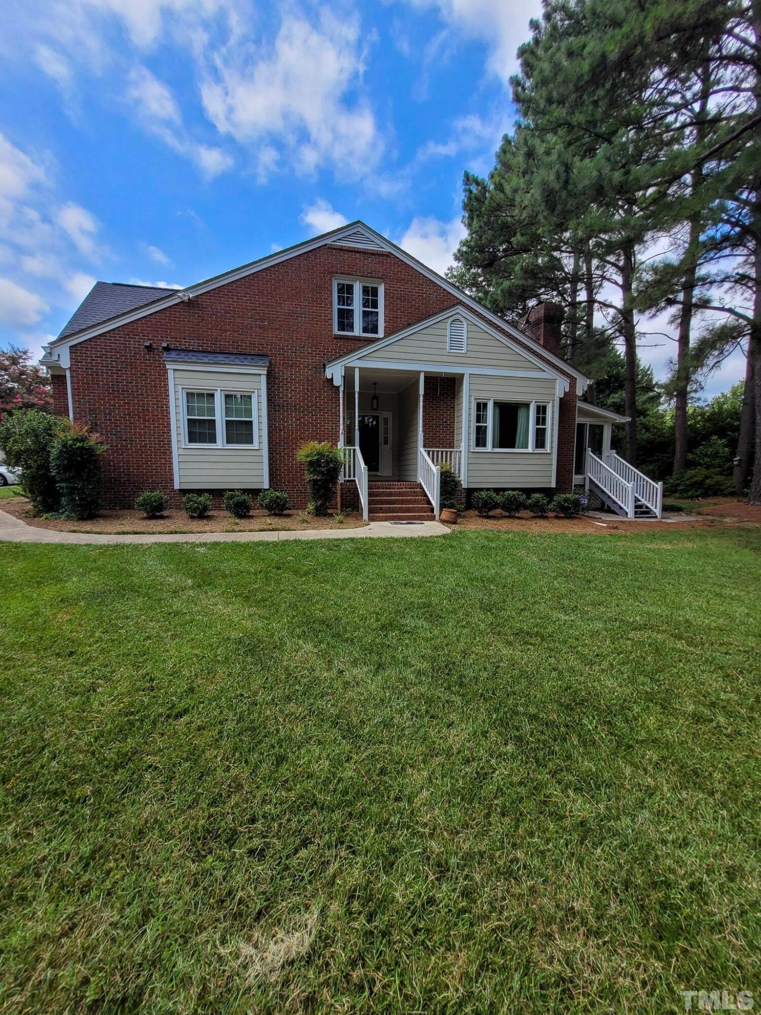 137 Skylark Way Raleigh, NC 27615 - Photo 2 of 44 Photo #2