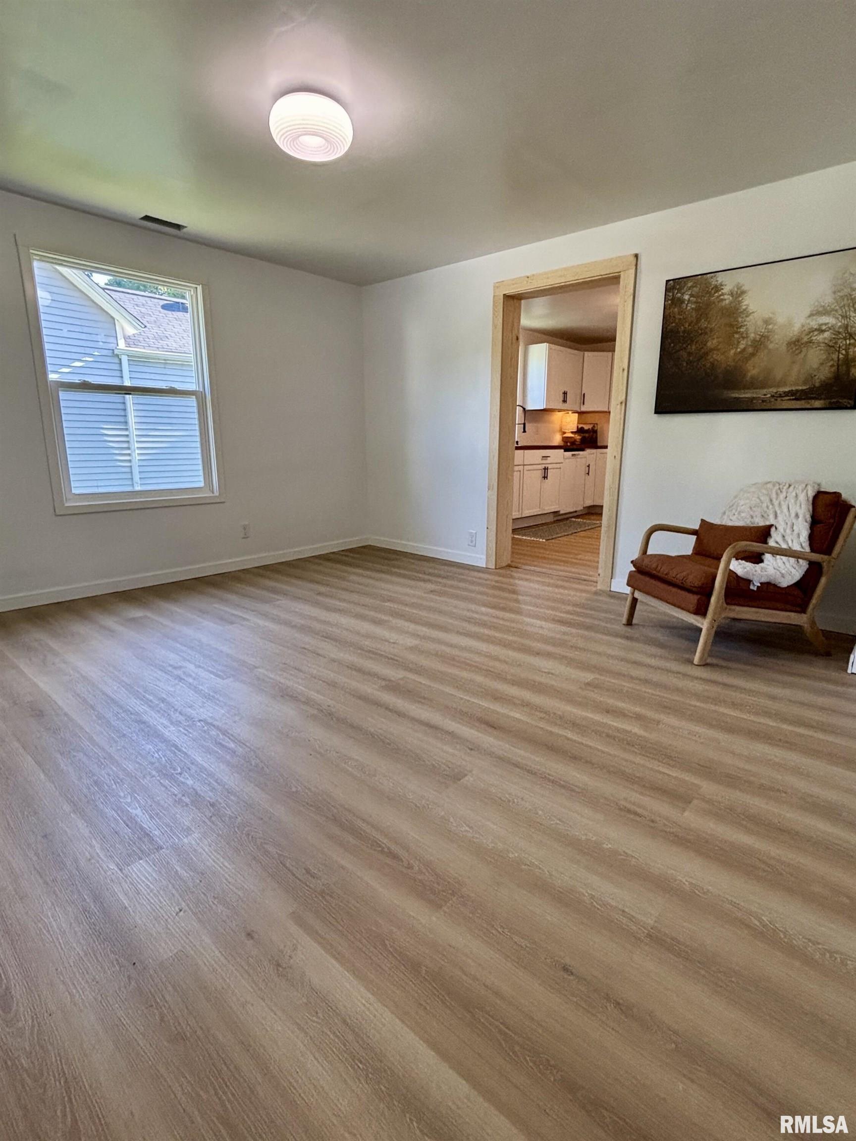 527 South Rotan Street Salem, IL 62881 - Photo 6 of 17