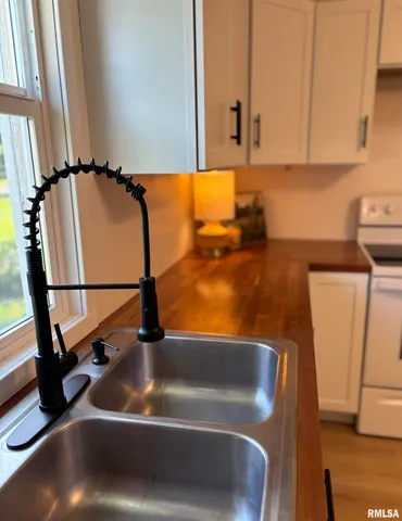 $109,000 | 527 South Rotan Street, Salem, IL 62881