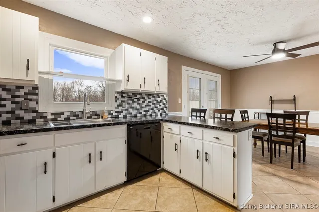 $350,000 | 6828 Farnsley Knob Road, Elizabeth, IN 47117