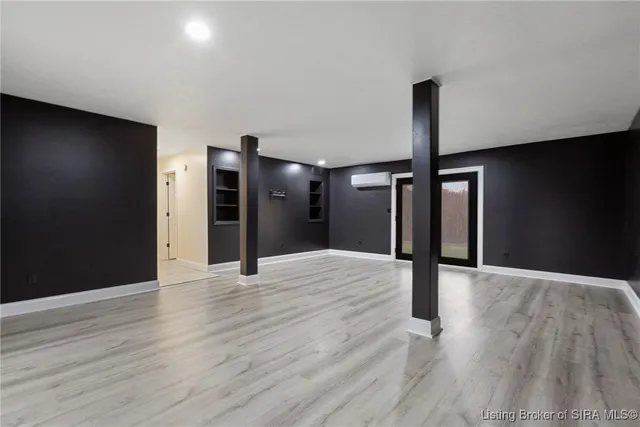 $350,000 | 6828 Farnsley Knob Road, Elizabeth, IN 47117