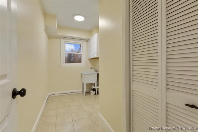 $350,000 | 6828 Farnsley Knob Road, Elizabeth, IN 47117