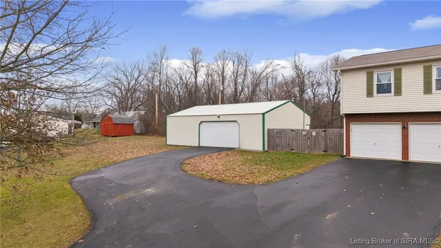 $350,000 | 6828 Farnsley Knob Road, Elizabeth, IN 47117