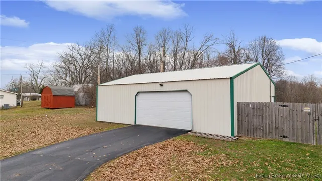 $350,000 | 6828 Farnsley Knob Road, Elizabeth, IN 47117