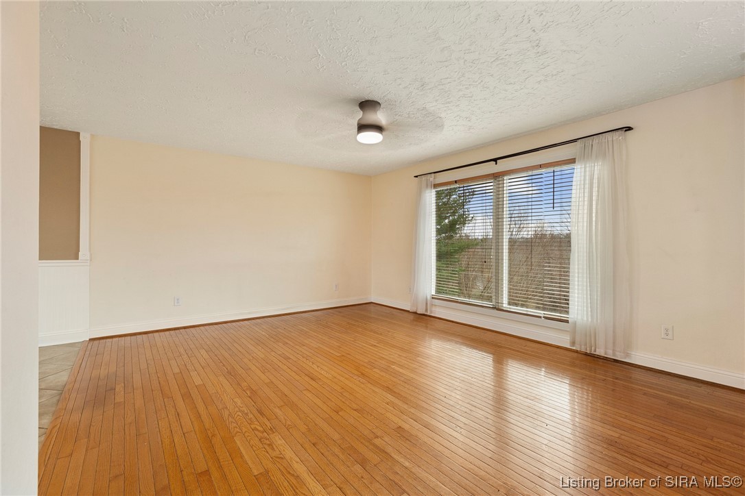 6828 Farnsley Knob Road Elizabeth, IN 47117 - Photo 9 of 53