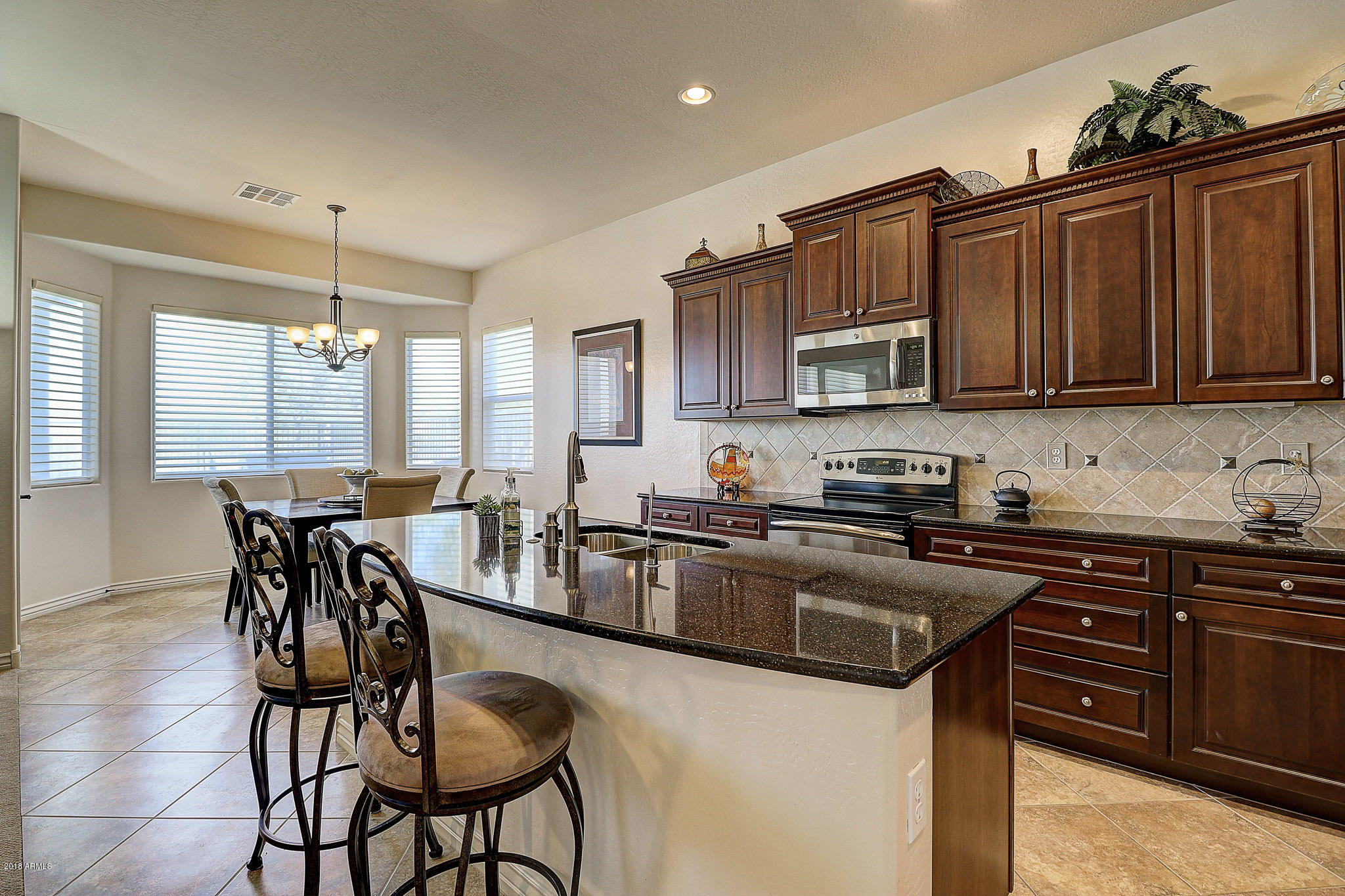 17606 West Verdin Road Goodyear, AZ 85338 - Photo 18 of 43 Kitchen