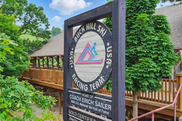 $515,000 | 1052 Adamstown Drive, Rosemount, MN 55068