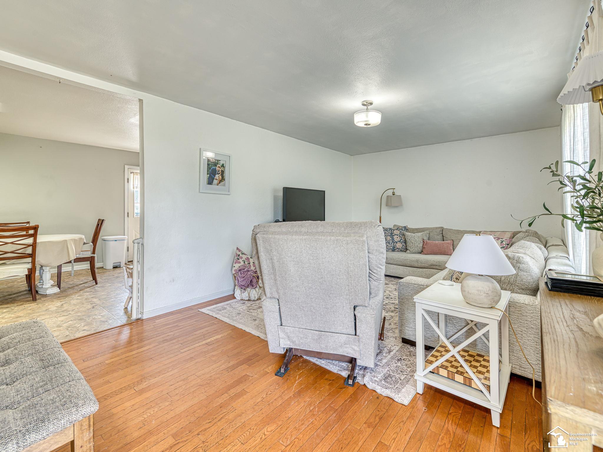 7299 Rumford Road Temperance, MI 48182 - Photo 5 of 35