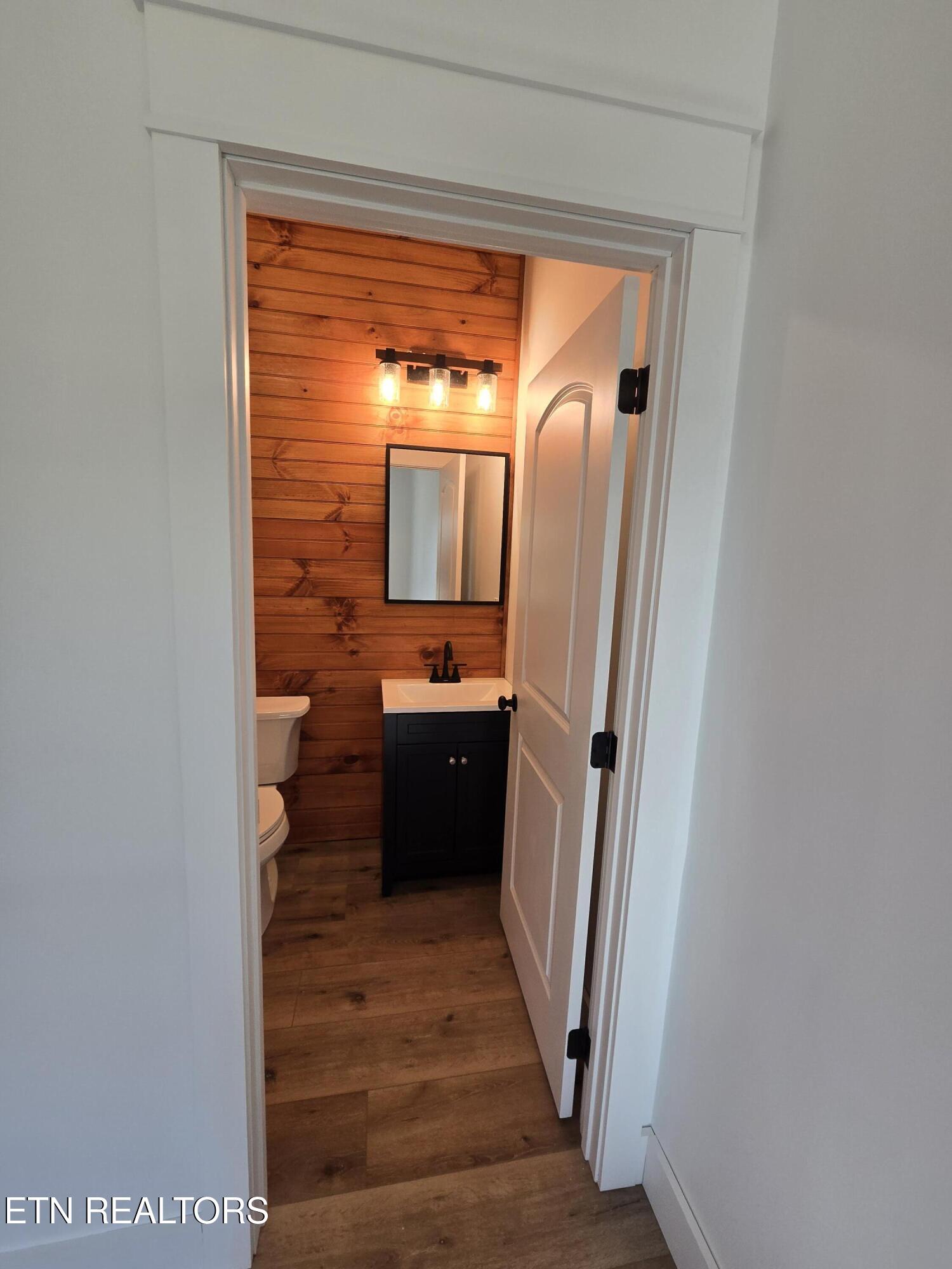 129 Anderson Road Sweetwater, TN 37874 - Photo 17 of 24 20251220_124542