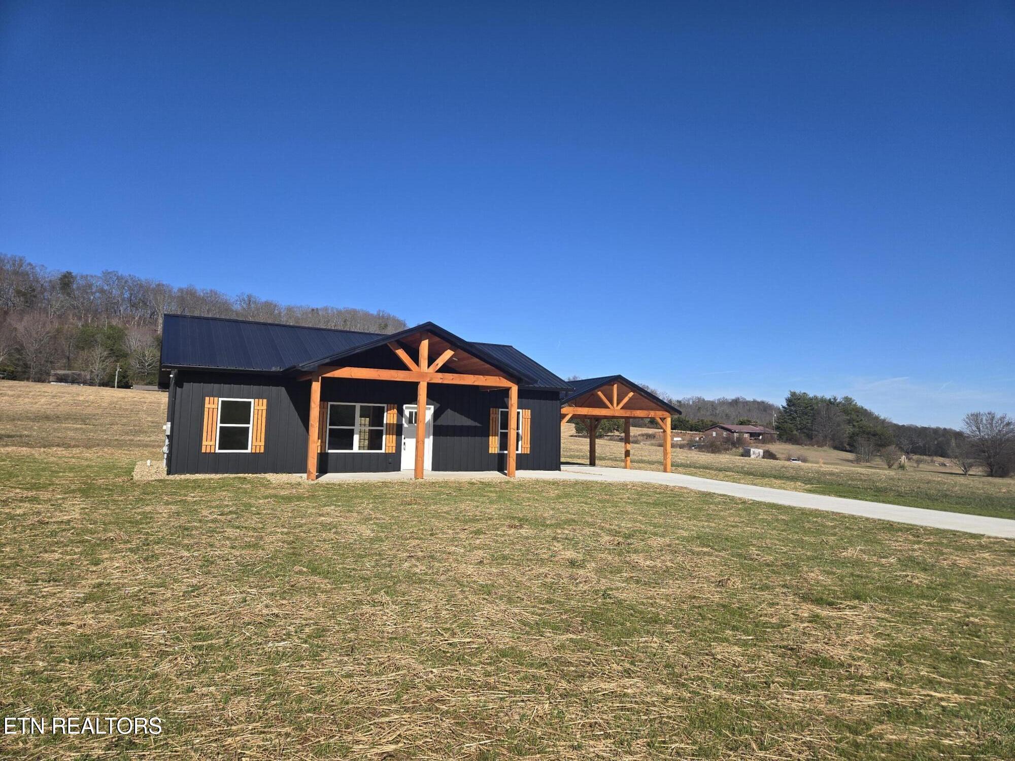 129 Anderson Road Sweetwater, TN 37874 - Photo 2 of 24 20251220_124220