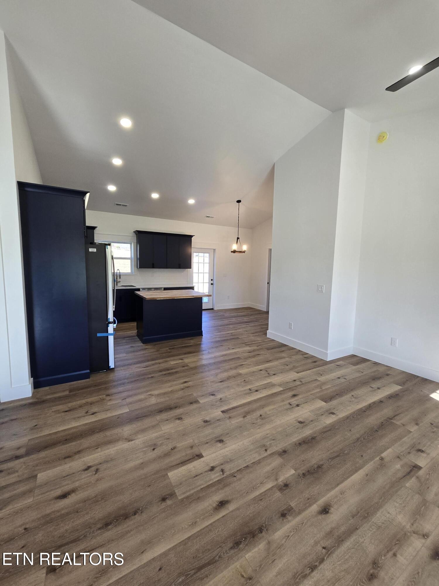 129 Anderson Road Sweetwater, TN 37874 - Photo 8 of 24 20251220_124804