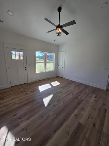 $297,900 | 129 Anderson Road, Sweetwater, TN 37874