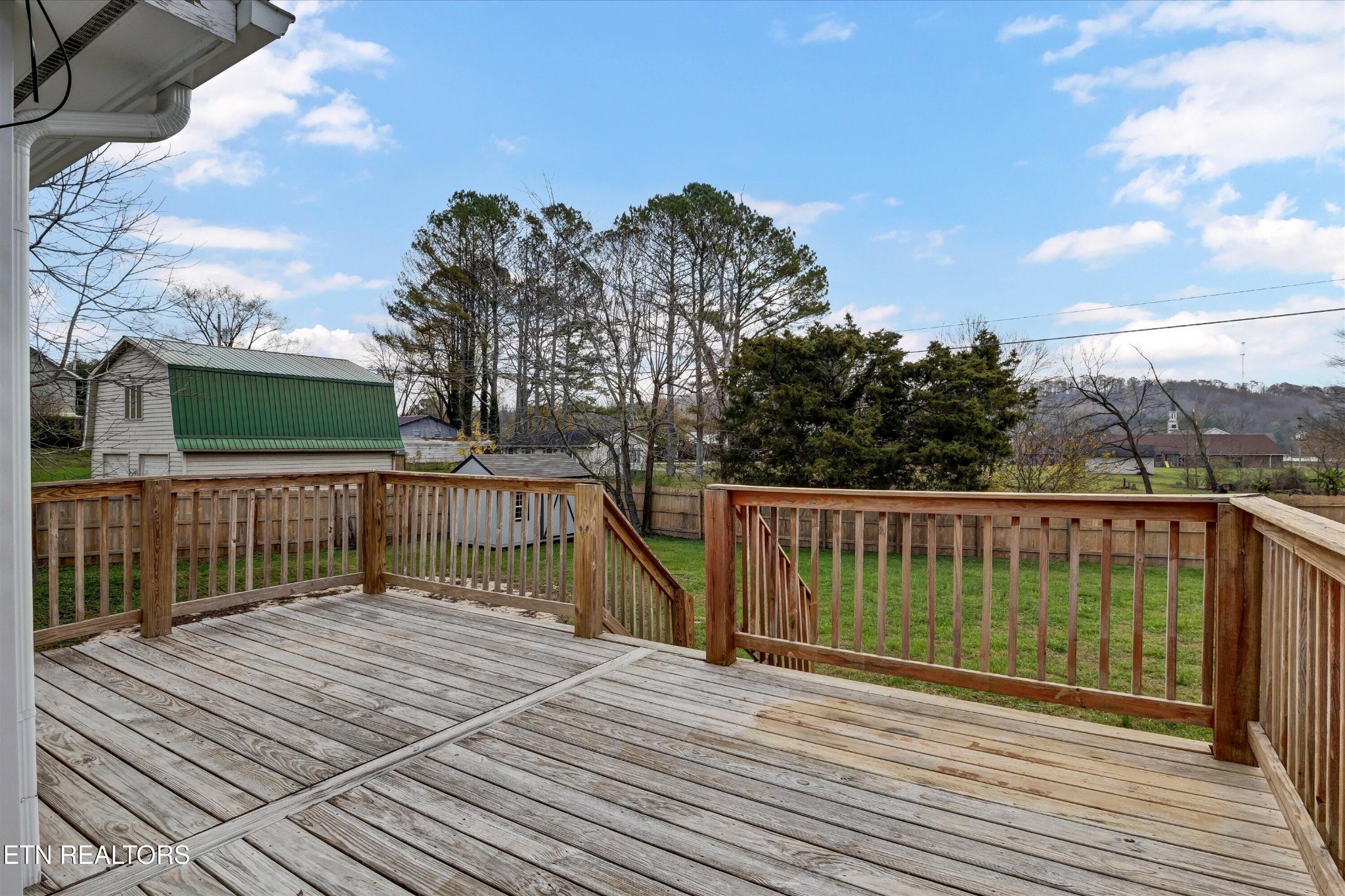 1622 Back Valley Road La Follette, TN 37766 - Photo 17 of 21 Gallery Image 17