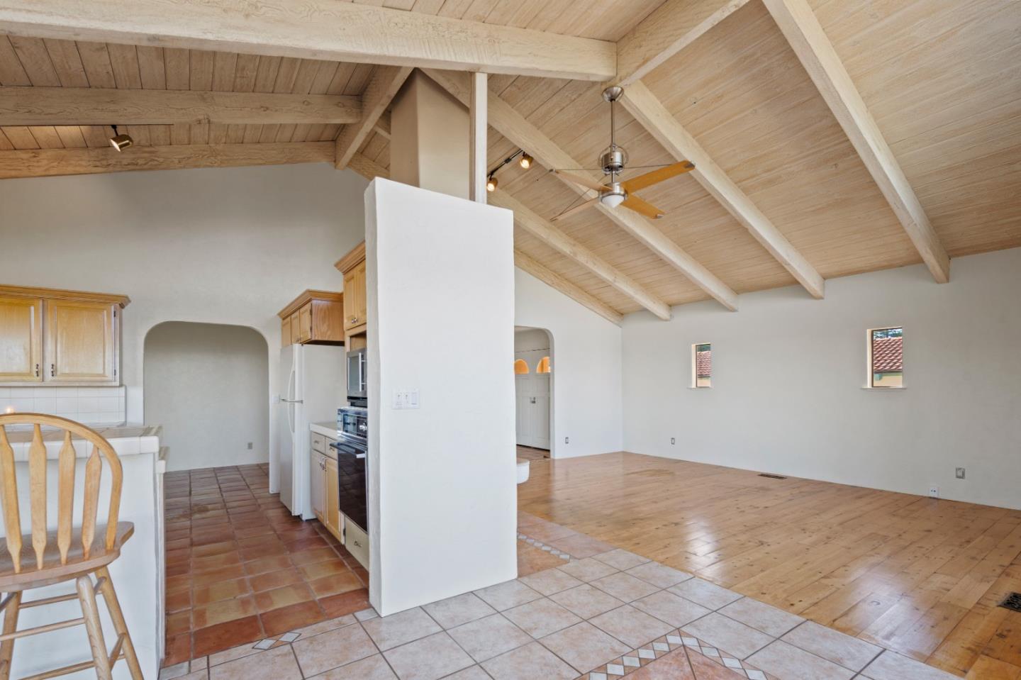 25485 Boots Road Monterey, CA 93940 - Photo 13 of 56 Gallery Image 13