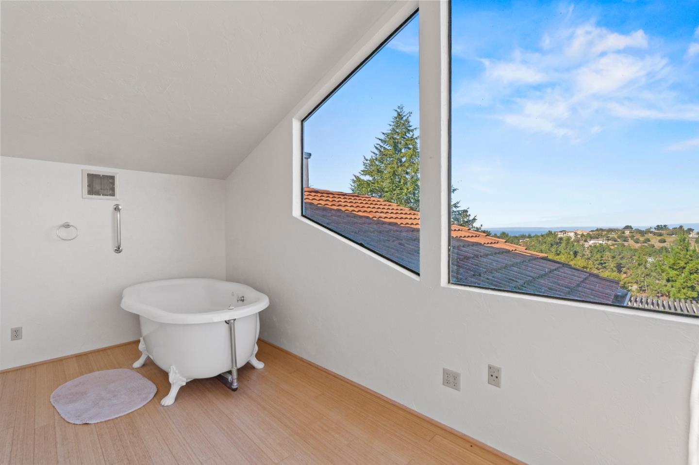 25485 Boots Road Monterey, CA 93940 - Photo 31 of 56 Gallery Image 31