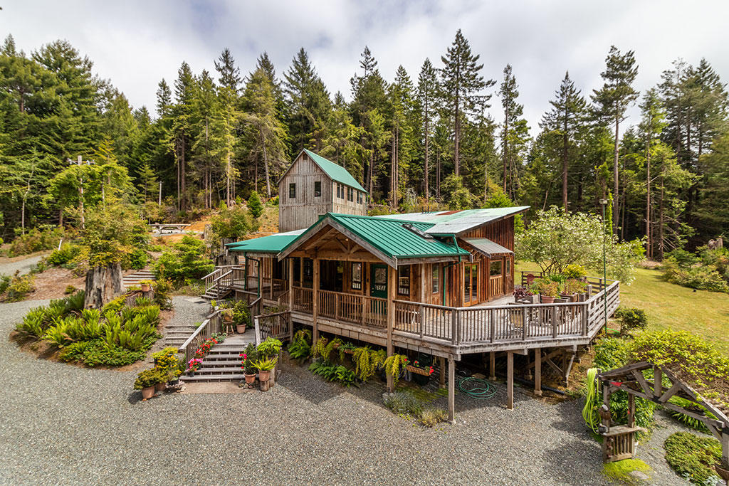 3072 Pigeon Point Road Eureka, CA 95503 - Photo 1 of 55