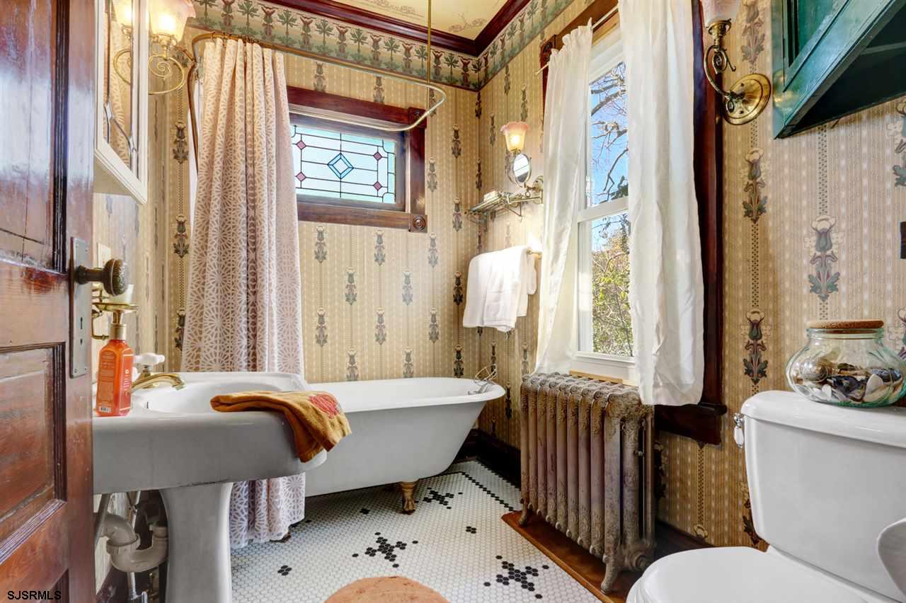 247 North Shore Road Absecon, NJ 08201 - Photo 11 of 25 Gallery Image 11